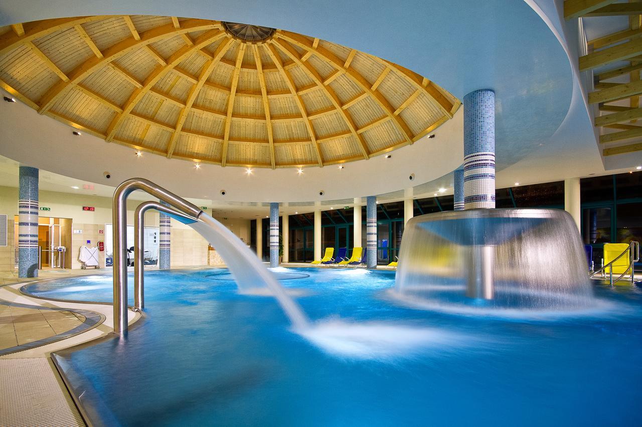 Hotel Alexander Bardejovské Kúpele エクステリア 写真