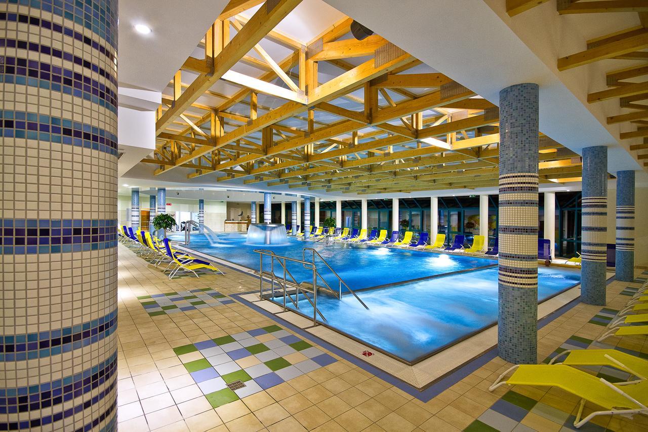 Hotel Alexander Bardejovské Kúpele エクステリア 写真