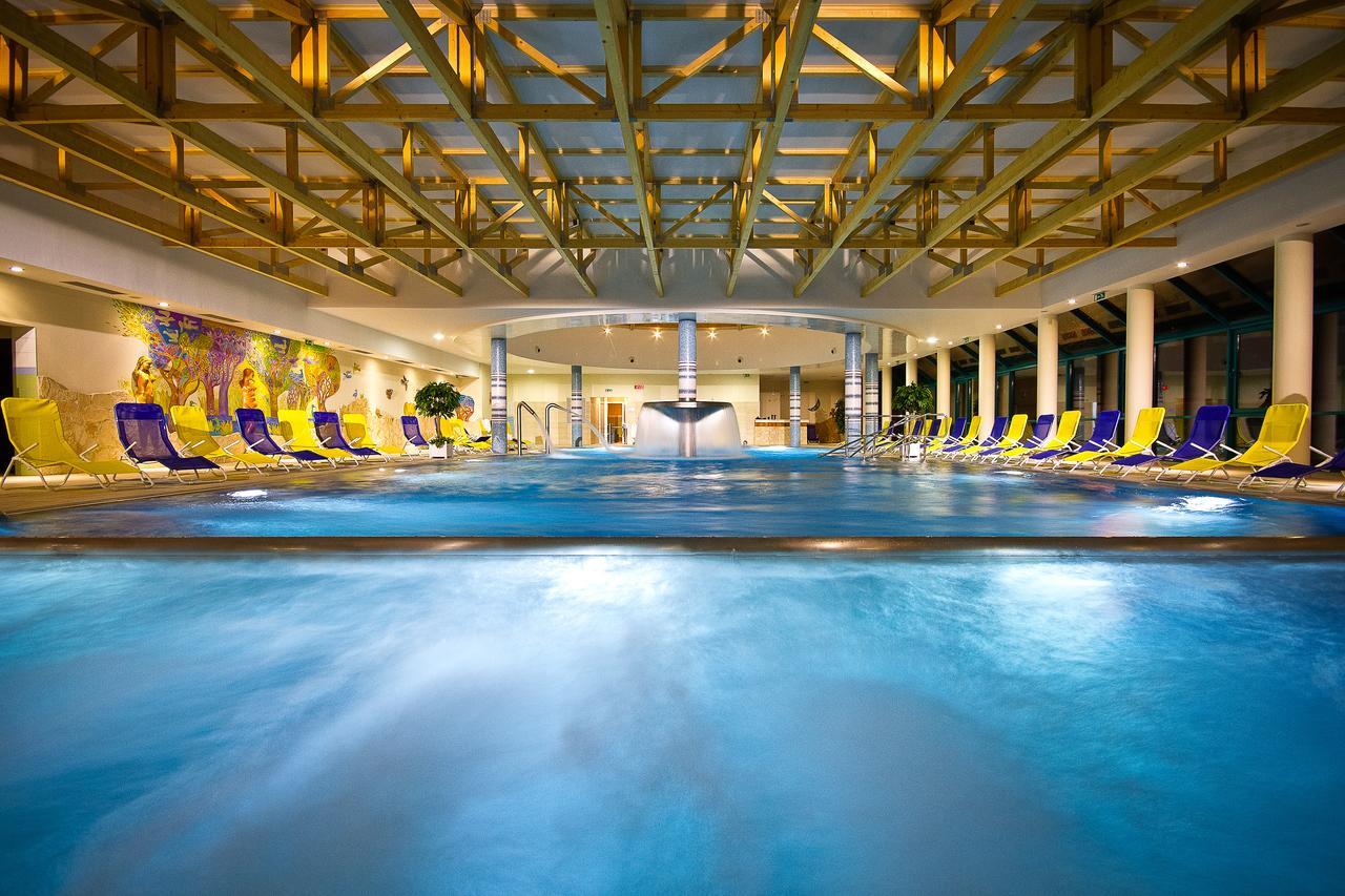 Hotel Alexander Bardejovské Kúpele エクステリア 写真